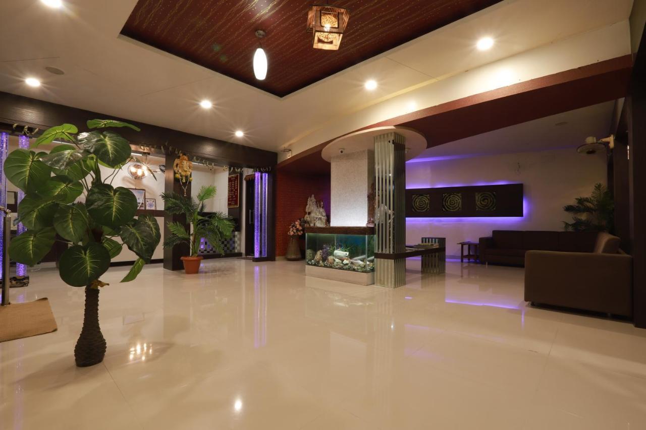 Hotel Darshan Amreli Kültér fotó